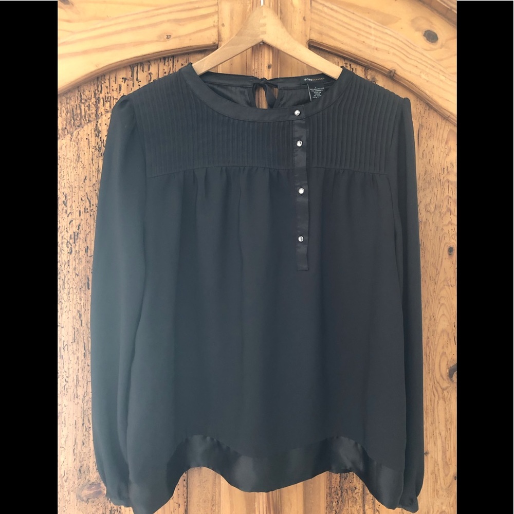 BCBG MAXAZRIA BLACK LONG SLEEVE SHIRT